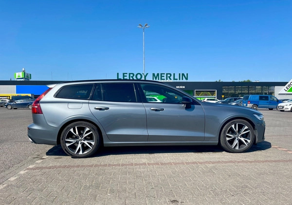 Volvo V60 cena 60000 przebieg: 87700, rok produkcji 2019 z Poznań małe 301